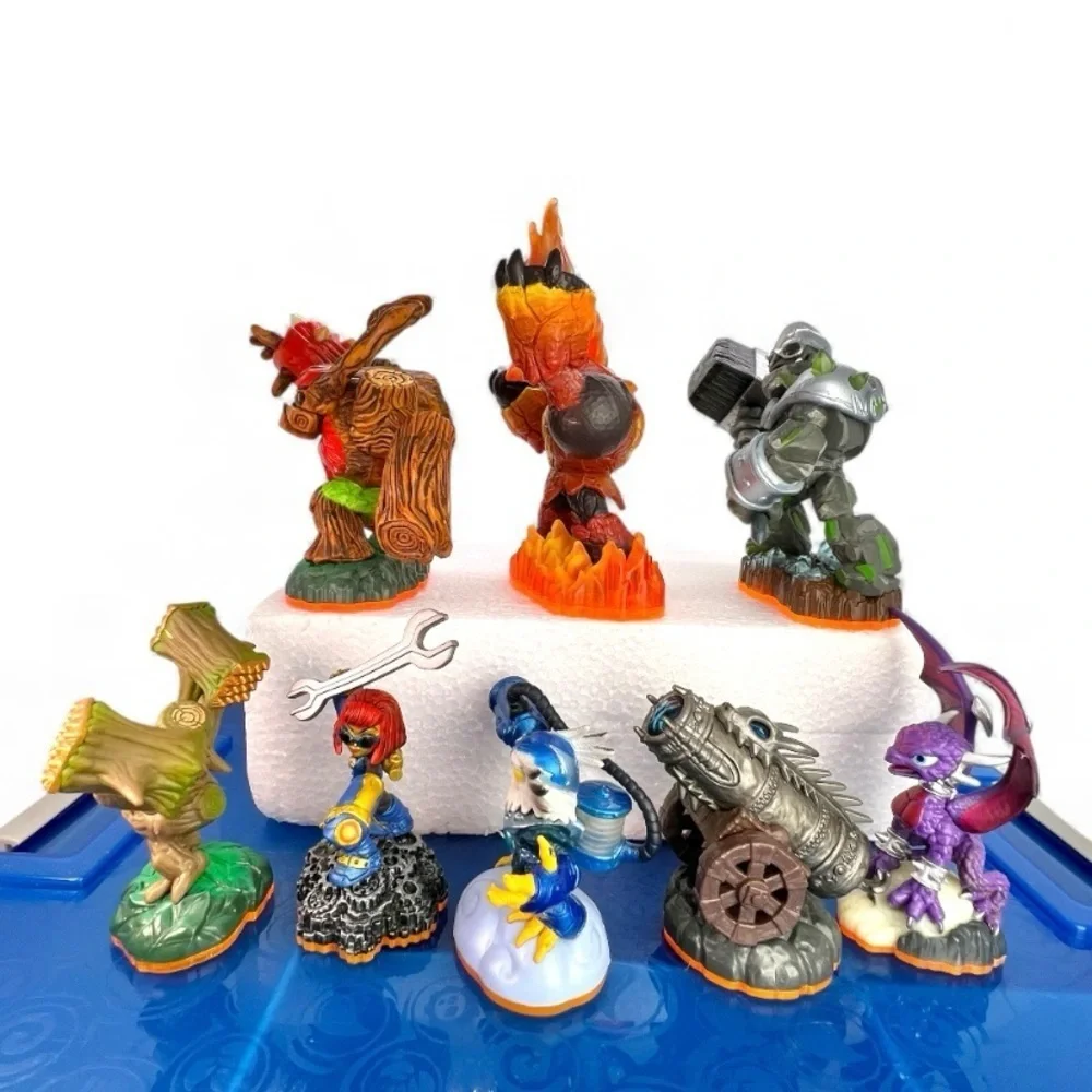 Skylanders Giants Lot of 8 Figures W/Case-HotHead,Crusher,Tree Rex+More Tested